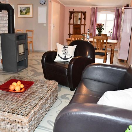Schoene Ferienwohnungen In Sassnit Sassnitz Habitación foto
